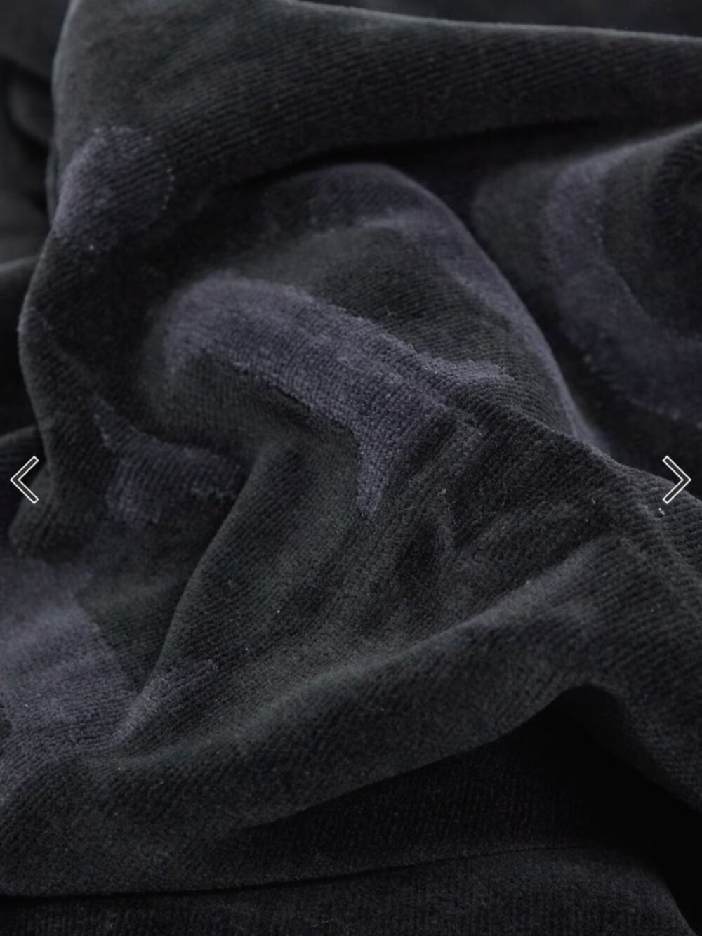 A&F Black Logo Towel/Bath Sheet - Picture 3 of 5
